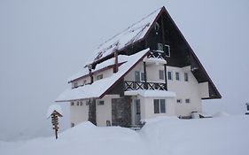 Snow House